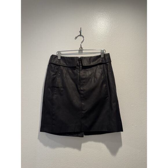 DKNY Jeans Women’s Size 6 Faux Suede Look Skirt Fold Over Pockets Black - Picture 3 of 7